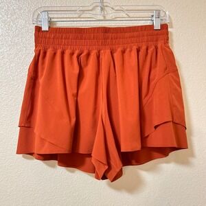 Lululemon Size M Court Rival High-Rise Short Burnt Orange Smocked Waist  LW7DKOS